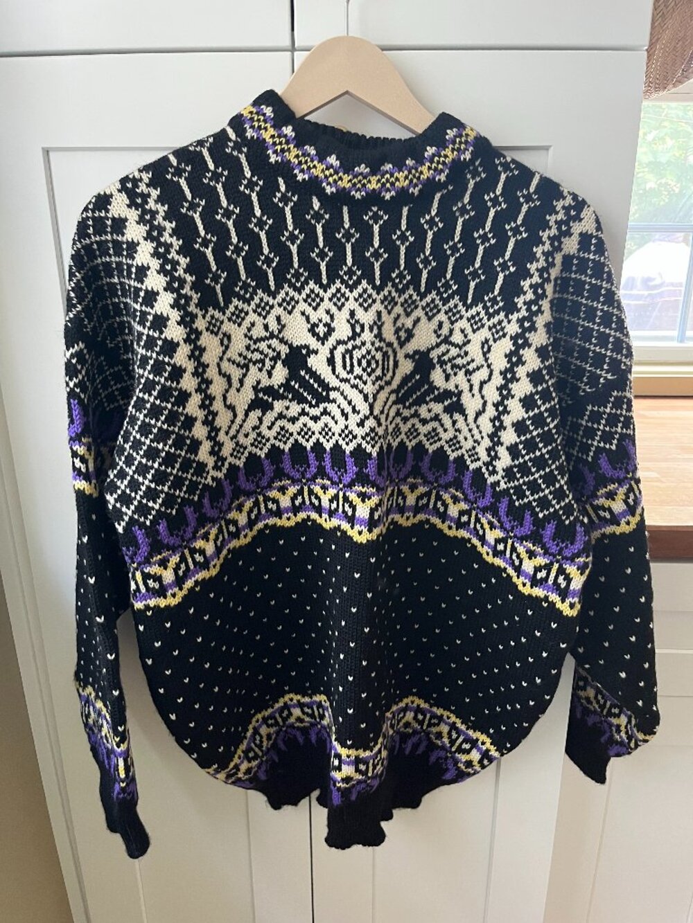 Vintage Dale of Norway Wool Sweater – Size Large